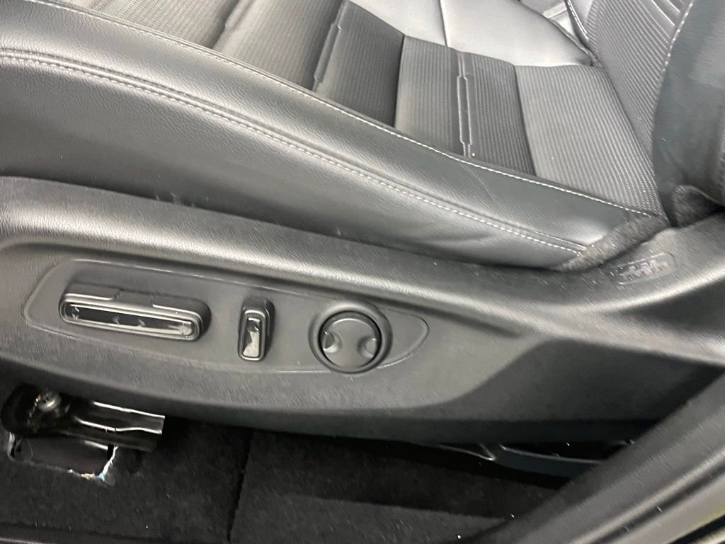 Used 2025 Honda CR-V EX-L image 22