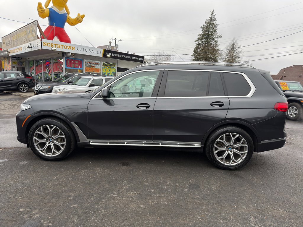 Used 2020 BMW X7 xDrive40i w/ Cold Weather Package image 3