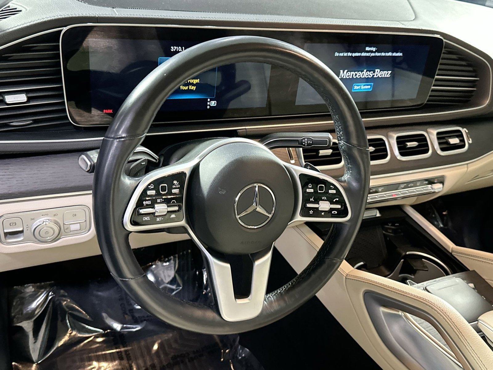 Used 2021 Mercedes-Benz GLS 450 4MATIC image 18