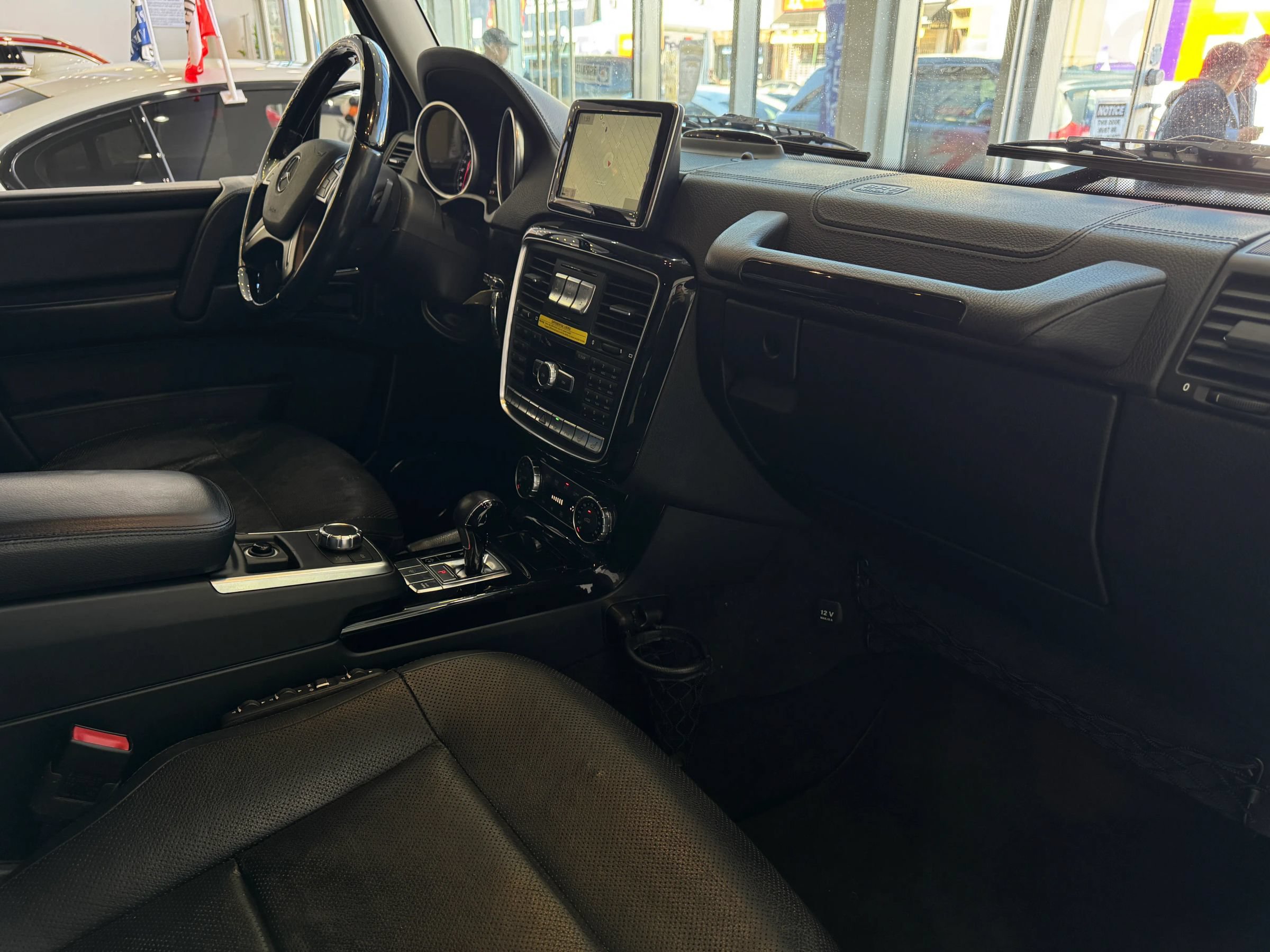 Used 2016 Mercedes-Benz G 550 image 33
