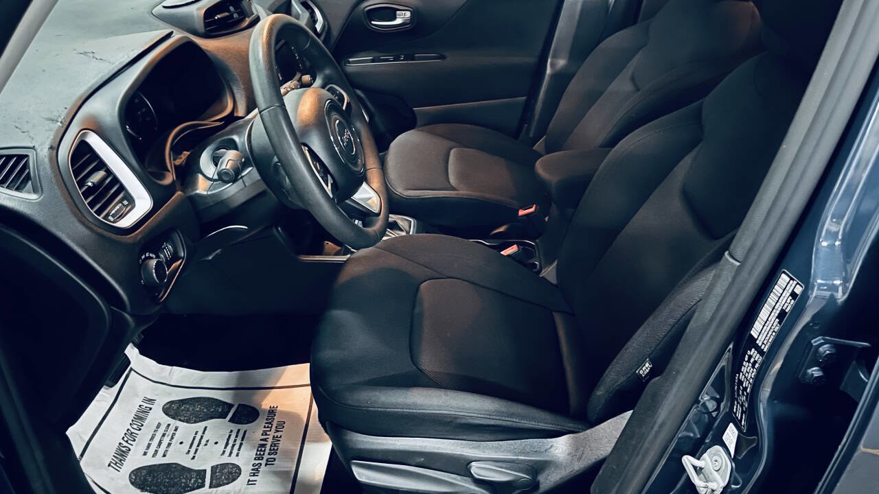 Used 2020 Jeep Renegade Sport w/ UConnect 7.0 Group FWD image 17