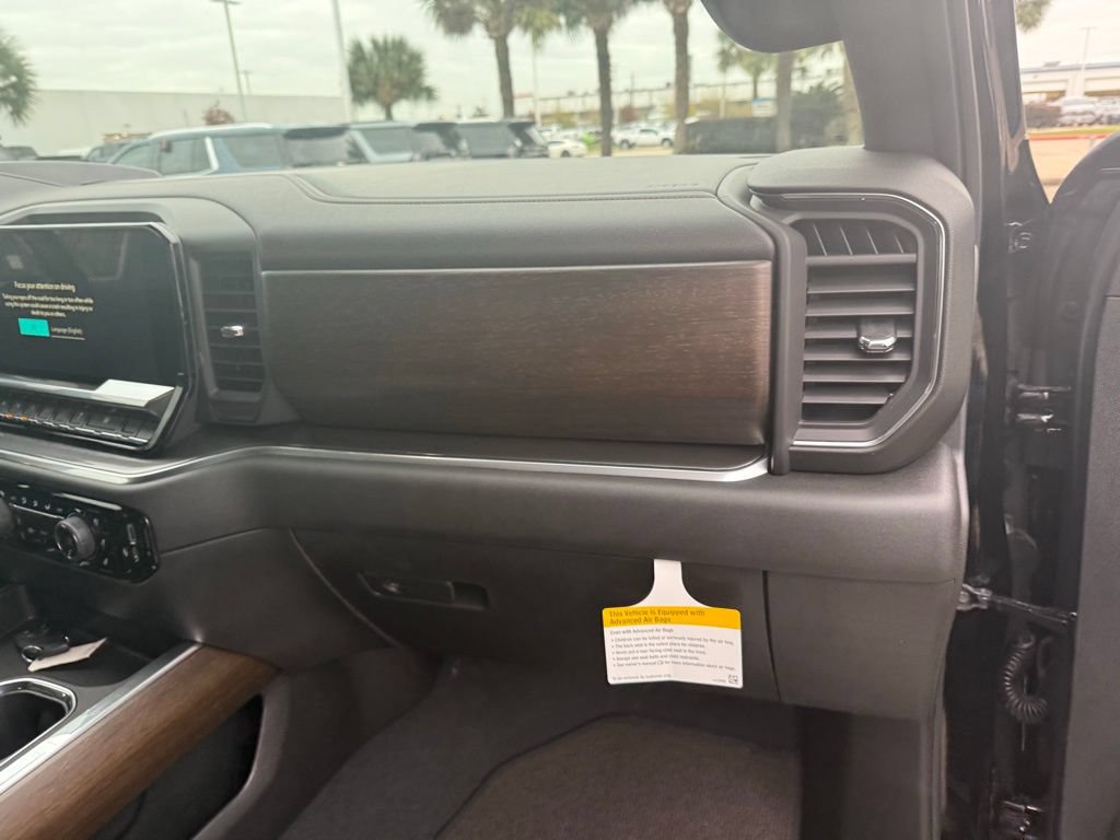 Used 2026 Chevrolet Silverado 1500 High Country w/ Technology Package RWD image 43