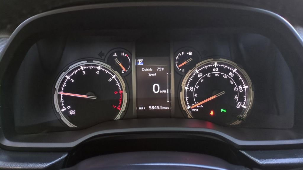 Used 2022 Toyota 4Runner Limited image 23