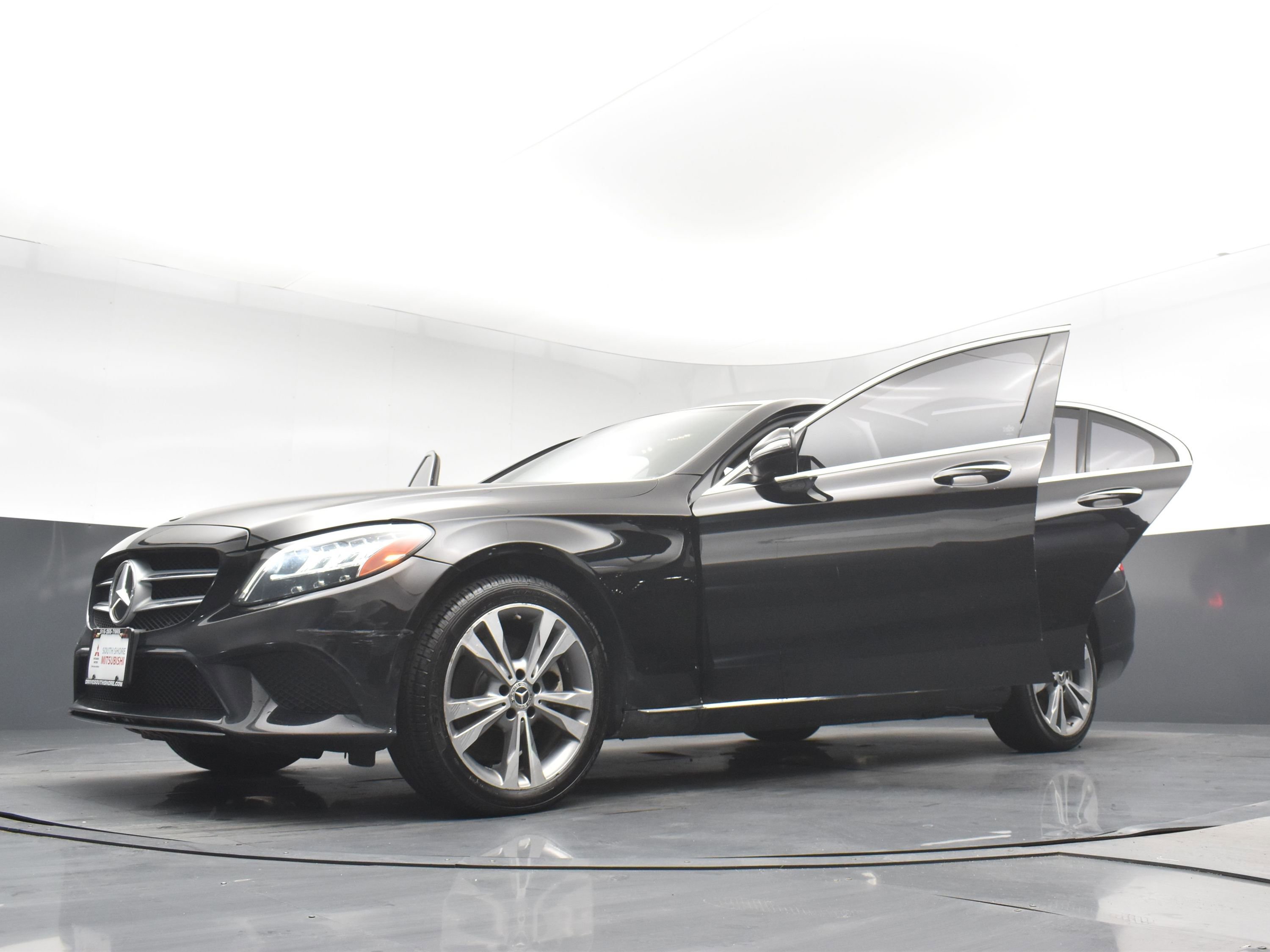 Used 2019 Mercedes-Benz C 300 4MATIC Sedan image 30