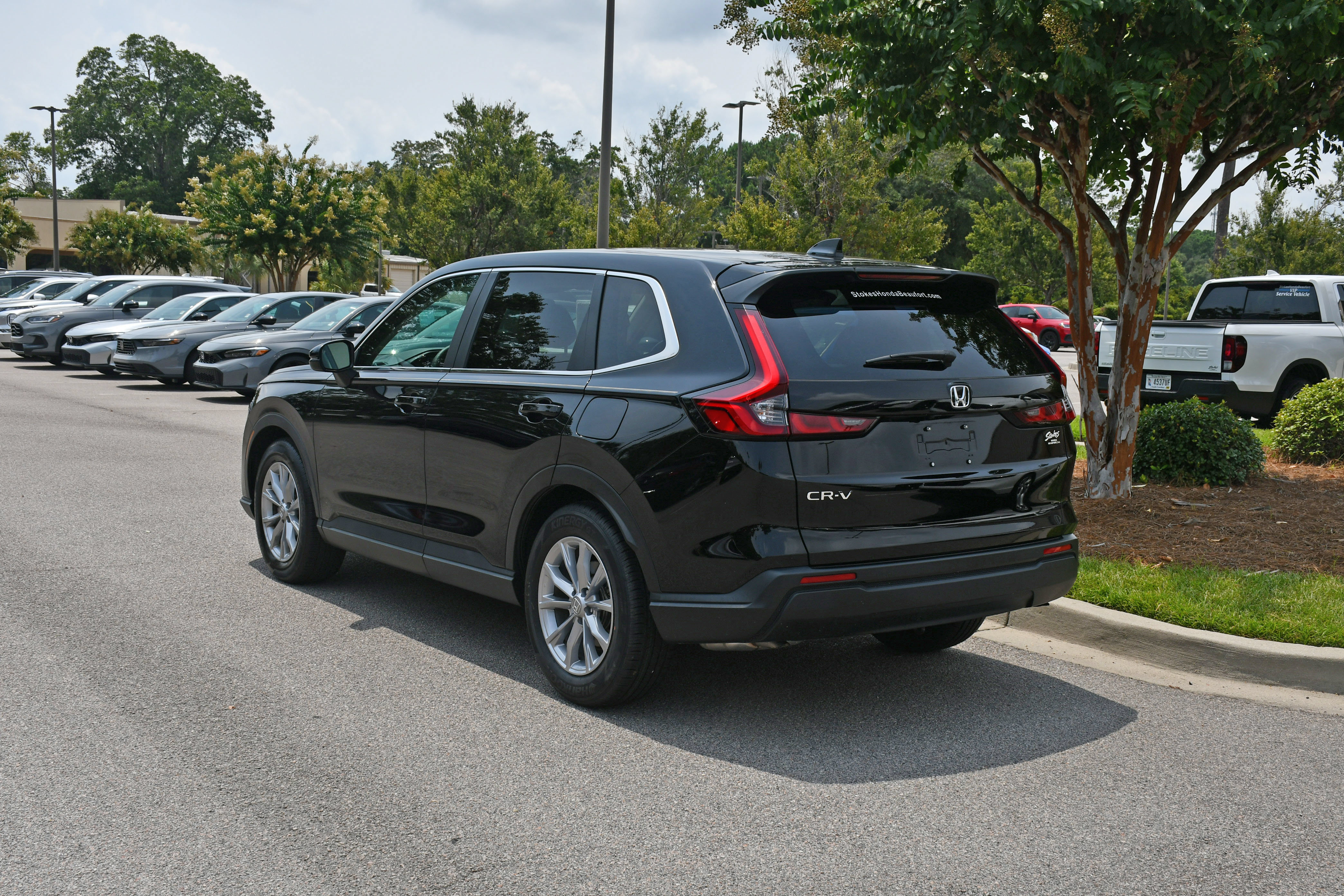 Certified 2025 Honda CR-V EX image 3