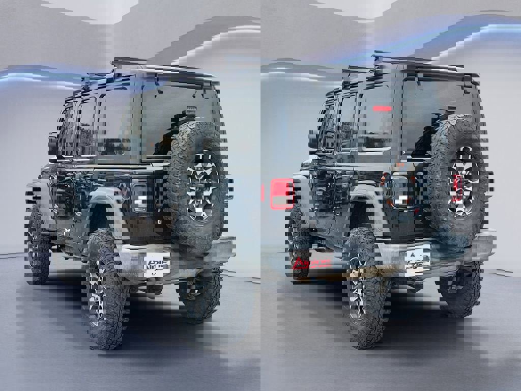 Used 2018 Jeep Wrangler Unlimited Sport S image 3