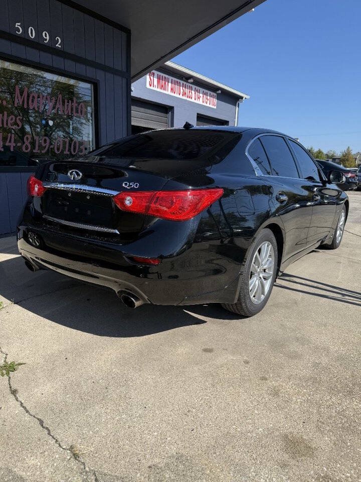 Used 2016 INFINITI Q50 3.0t Premium w/ 3.0T Premium Plus Package RWD image 4