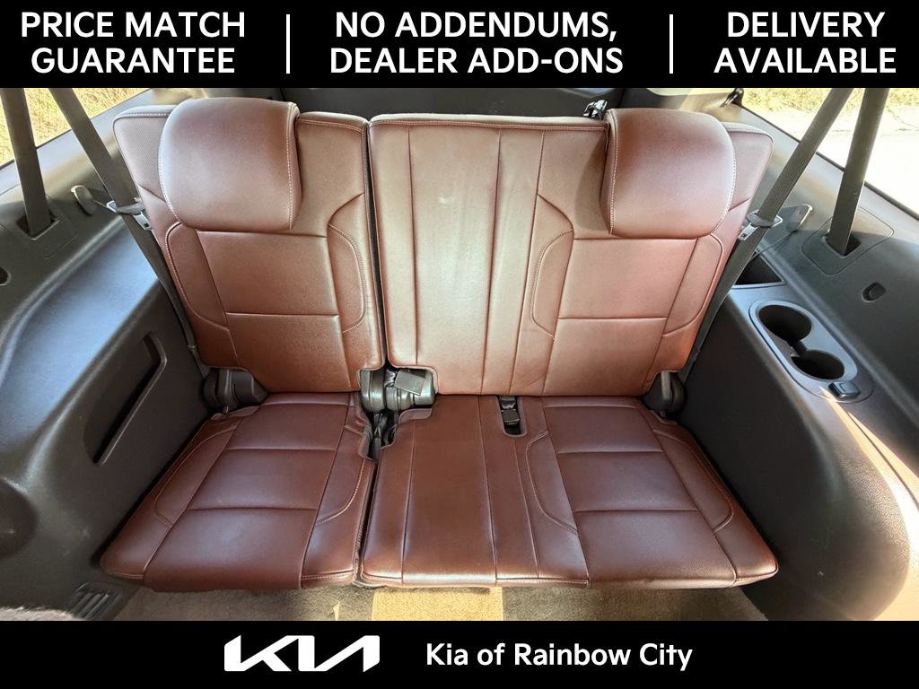 Used 2015 Chevrolet Suburban LTZ image 23