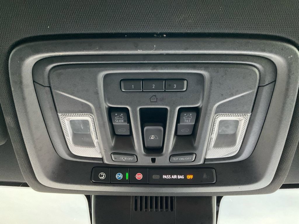 Used 2023 Chevrolet Silverado 1500 ZR2 w/ Technology Package image 32