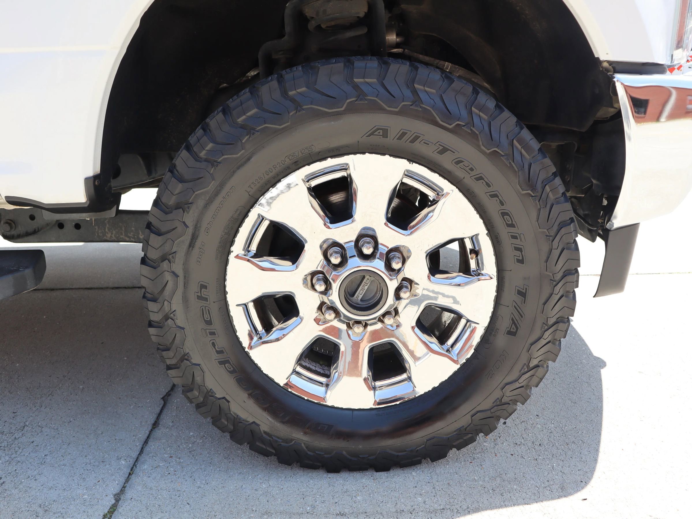 Used 2019 Ford F250 Lariat w/ Chrome Package image 33