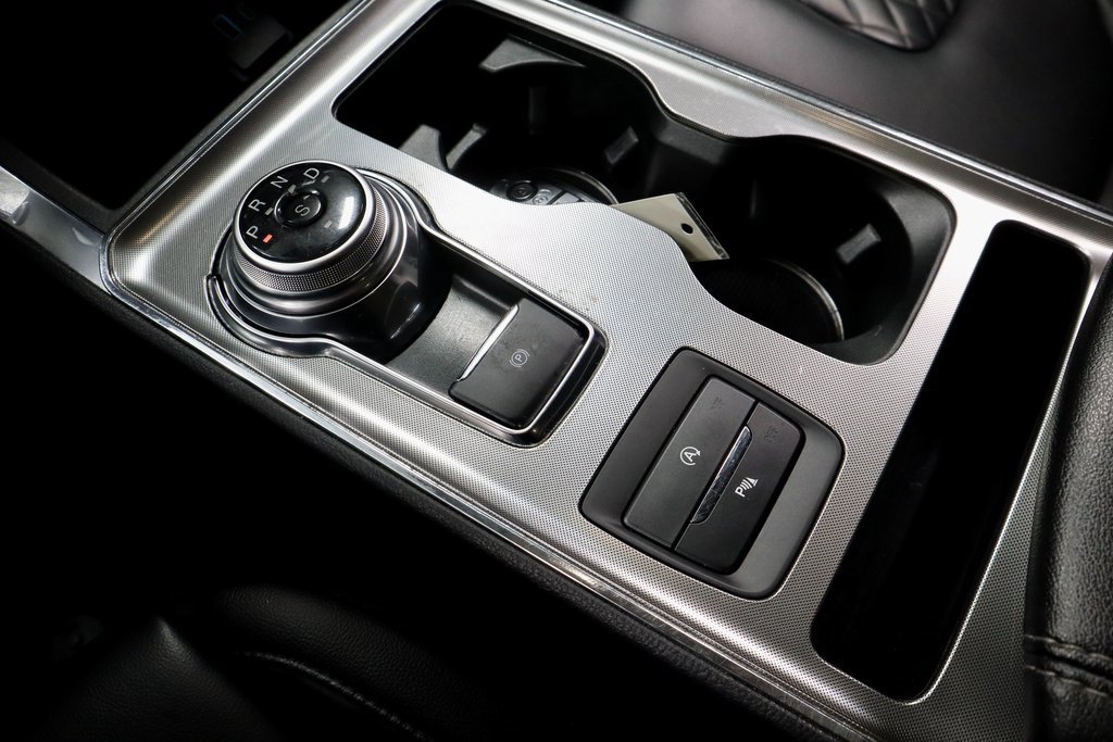 Certified 2024 Ford Edge Titanium image 33