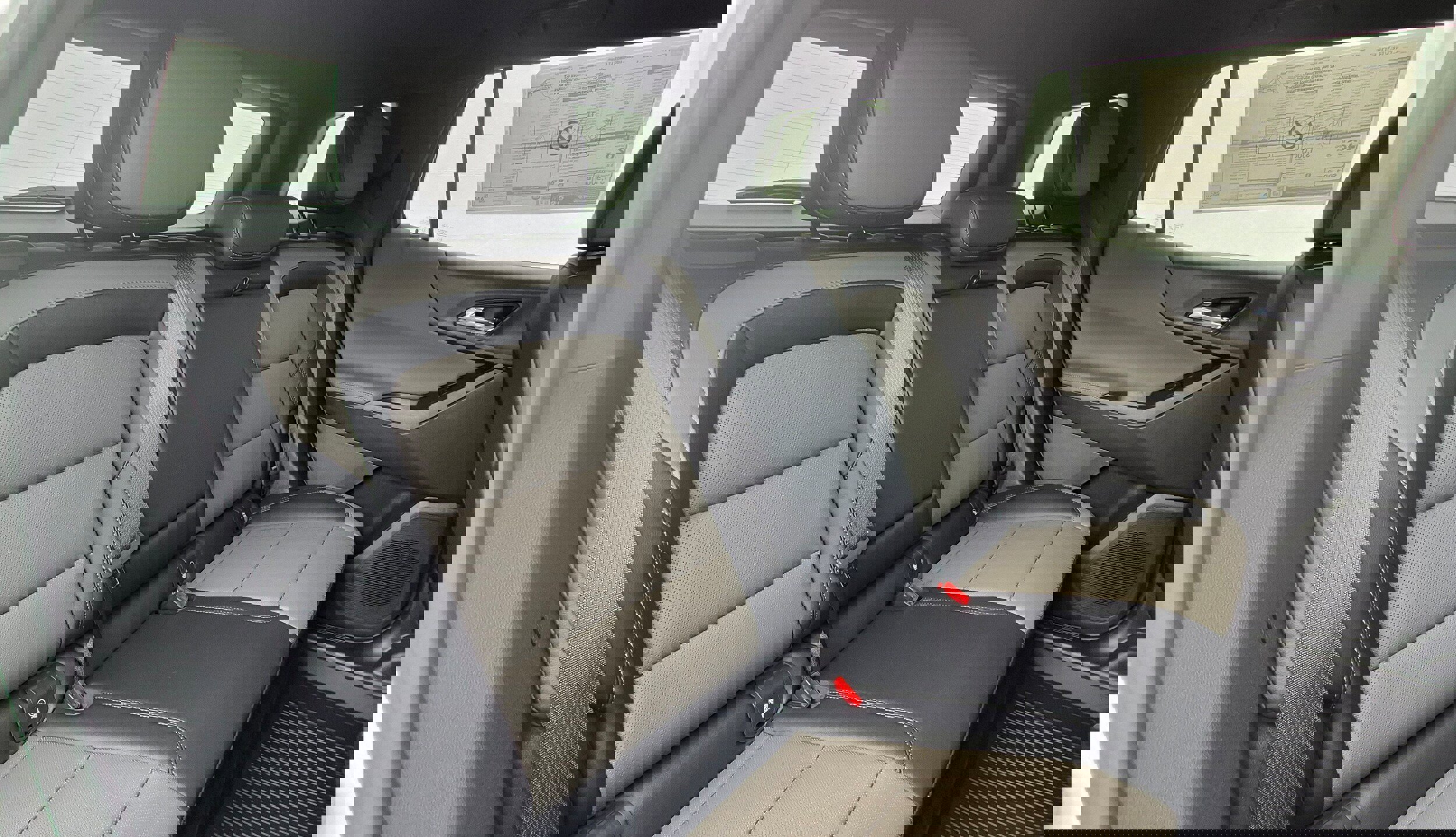 New 2026 Chevrolet Equinox LT w/ Convenience Package II image 5
