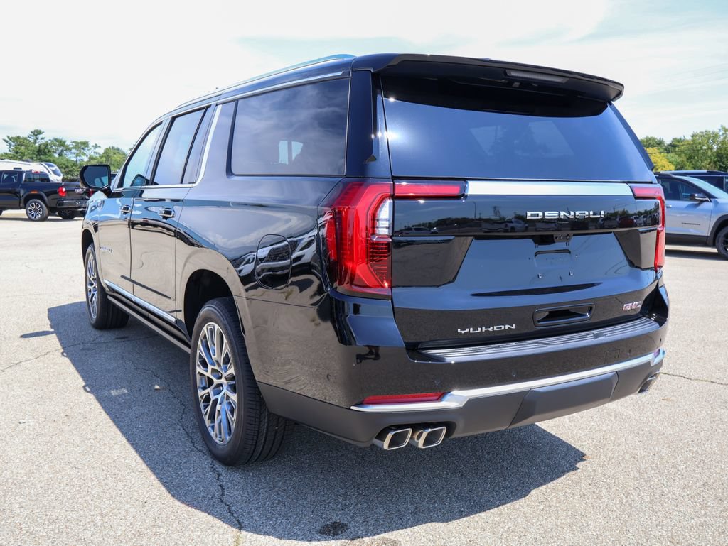 New 2026 GMC Yukon XL Denali w/ Denali Reserve Package AWD/4WD image 36