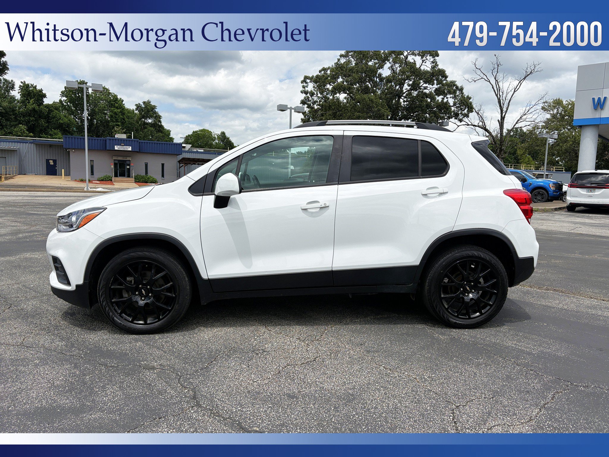 Used 2021 Chevrolet Trax LT w/ Premium Seat Package AWD/4WD image 8