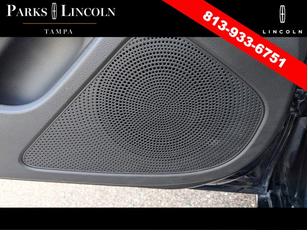 Used 2019 Genesis G70 2.0T Advanced RWD image 18