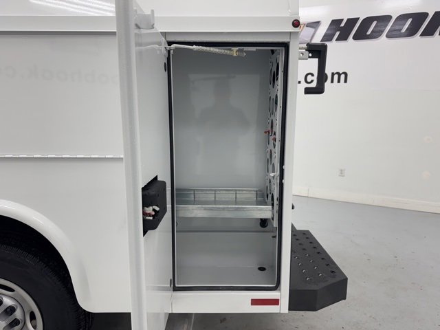 New 2025 Chevrolet Express 3500 w/ Power Convenience Package image 25