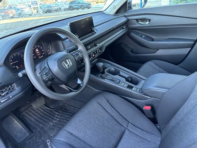 Certified 2025 Honda Accord SE image 11