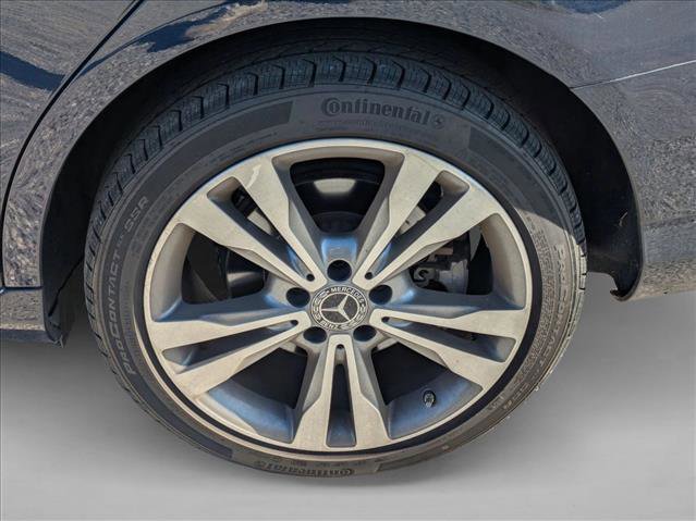 Used 2021 Mercedes-Benz C 300 4MATIC Sedan image 4