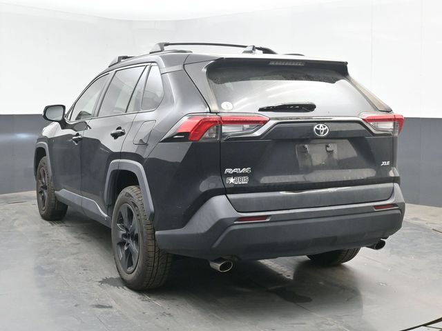 Used 2021 Toyota RAV4 XLE FWD image 7