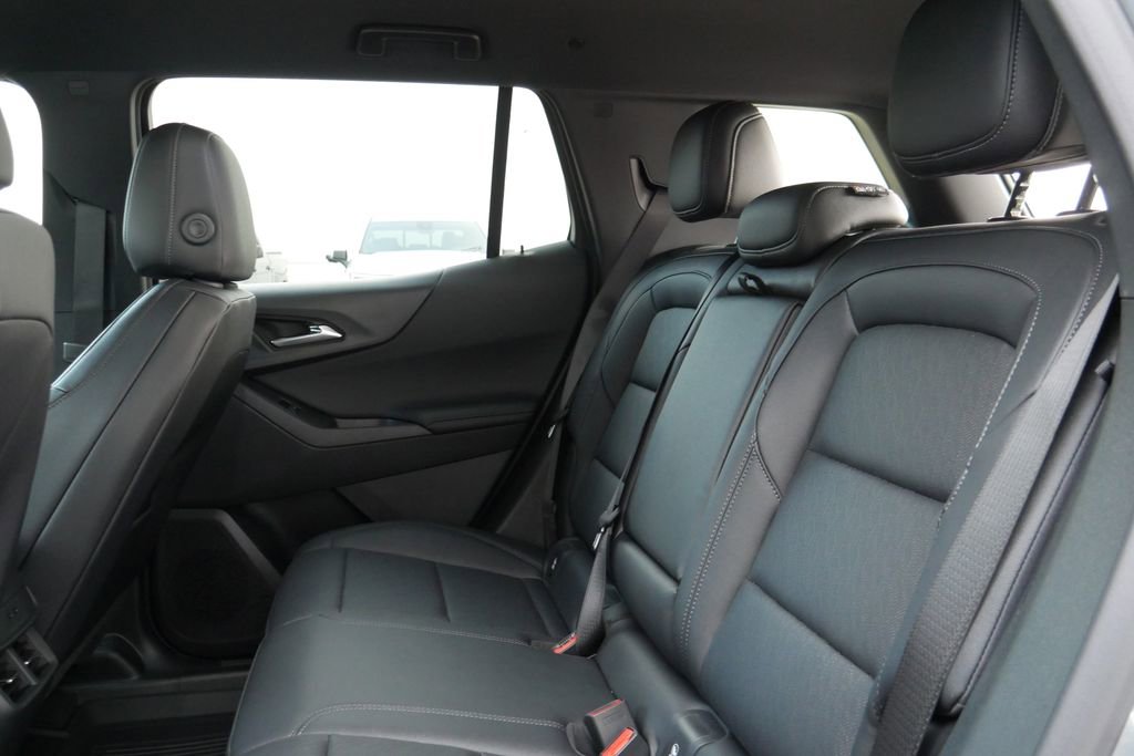 New 2026 Chevrolet Equinox LT image 26