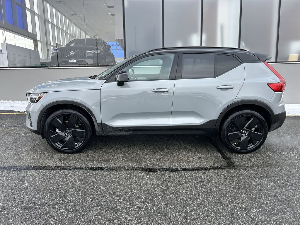 New 2026 Volvo XC40 B5 Ultra AWD/4WD image 5