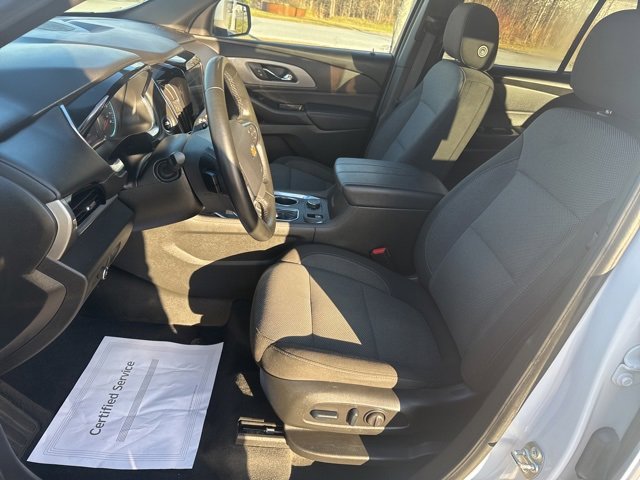 Used 2023 Chevrolet Traverse LT image 11