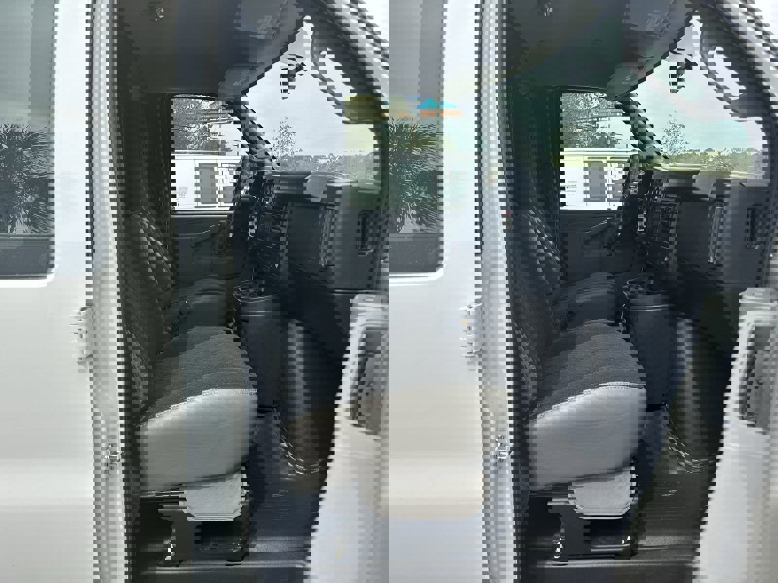 Used 2024 GMC Savana 2500 w/ Driver Convenience Package image 32