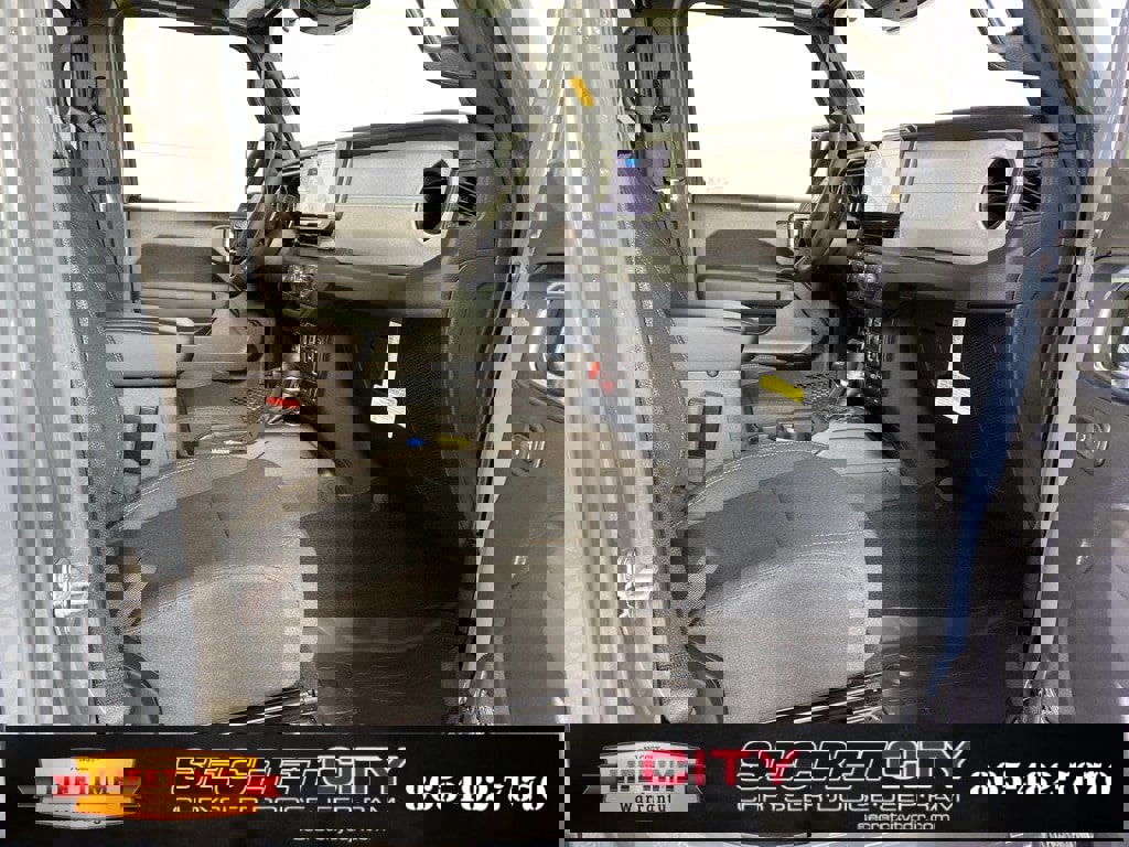 New 2026 Jeep Wrangler Unlimited Sport image 33