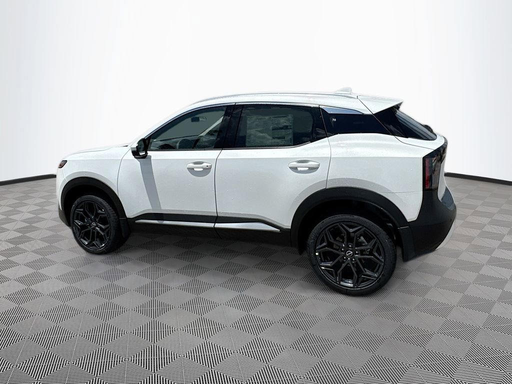 Used 2025 Nissan Kicks SR image 6