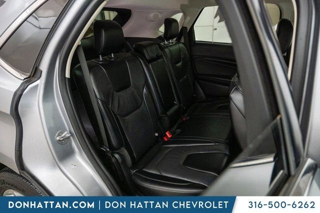 Used 2022 Ford Edge Titanium image 26
