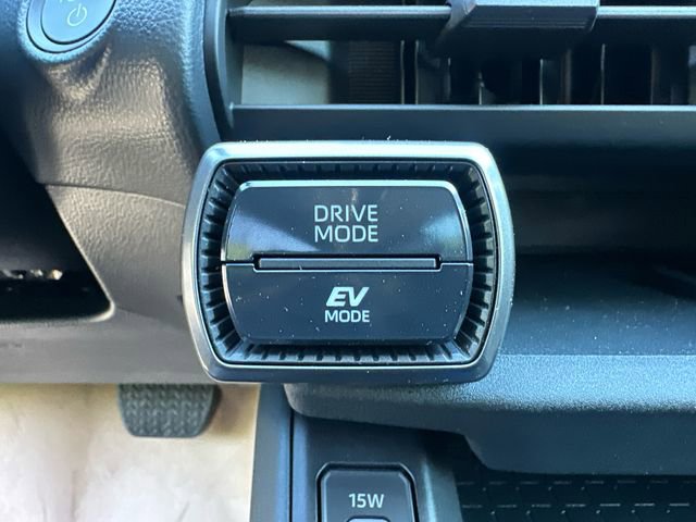 New 2026 Toyota RAV4 LE AWD/4WD image 32