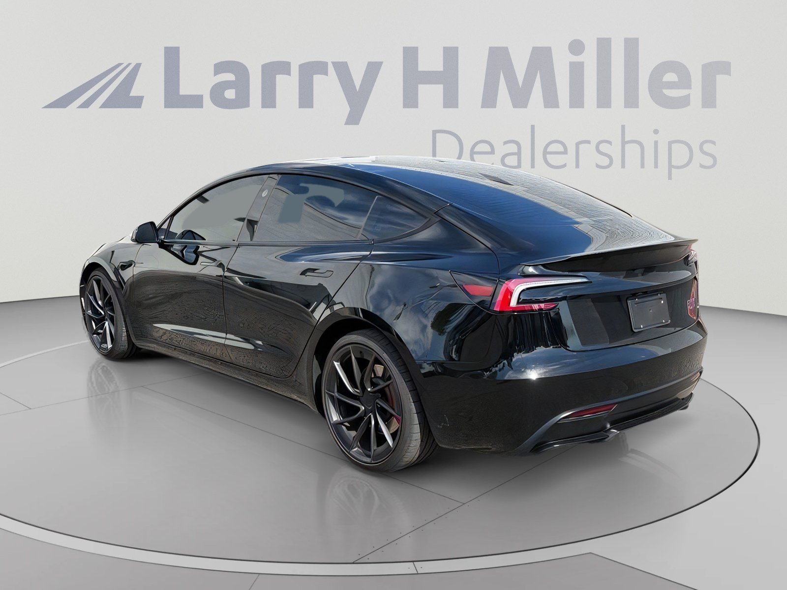 Used 2026 Tesla Model 3 Performance AWD/4WD image 4