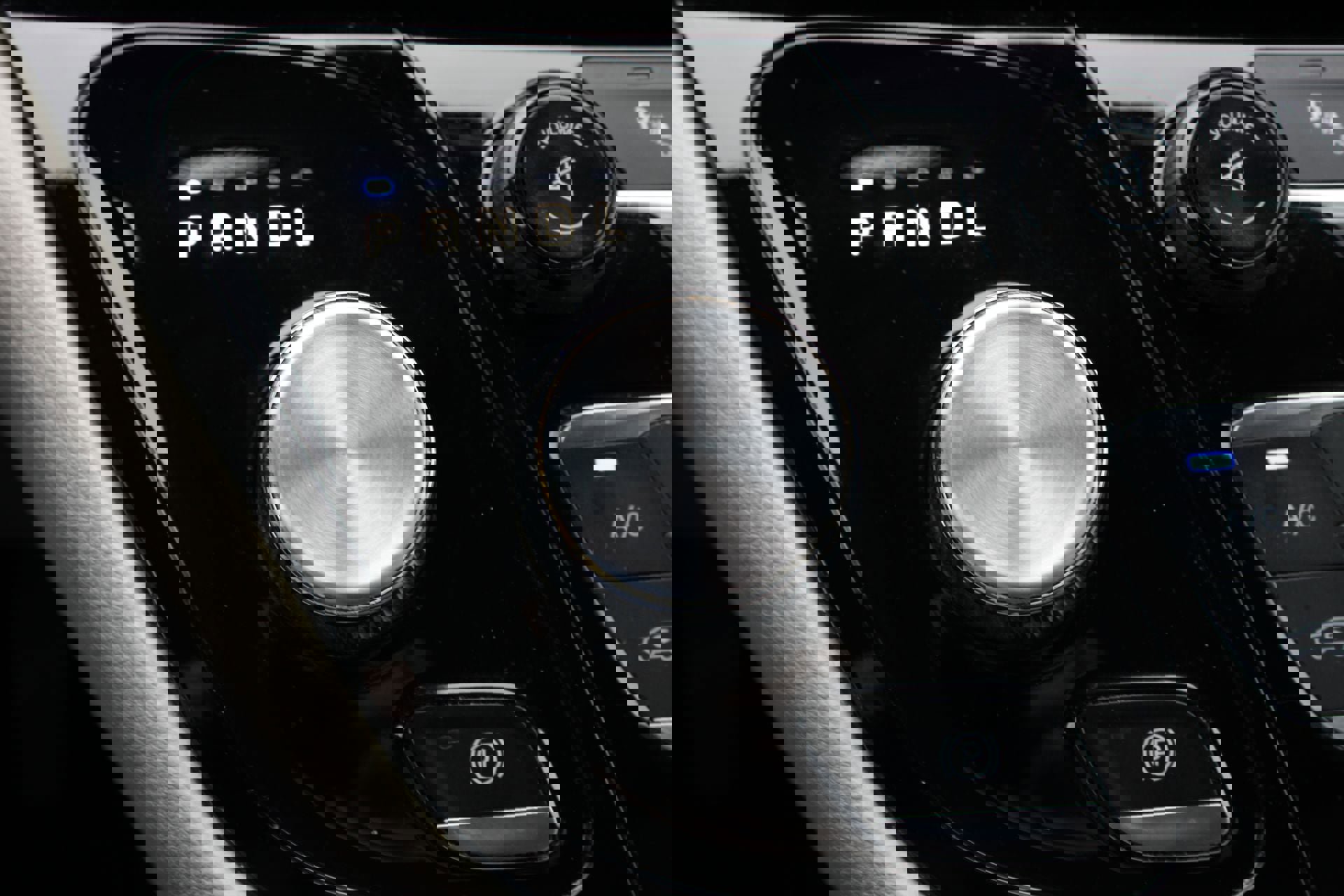 Used 2017 Chrysler Pacifica Touring-L image 40