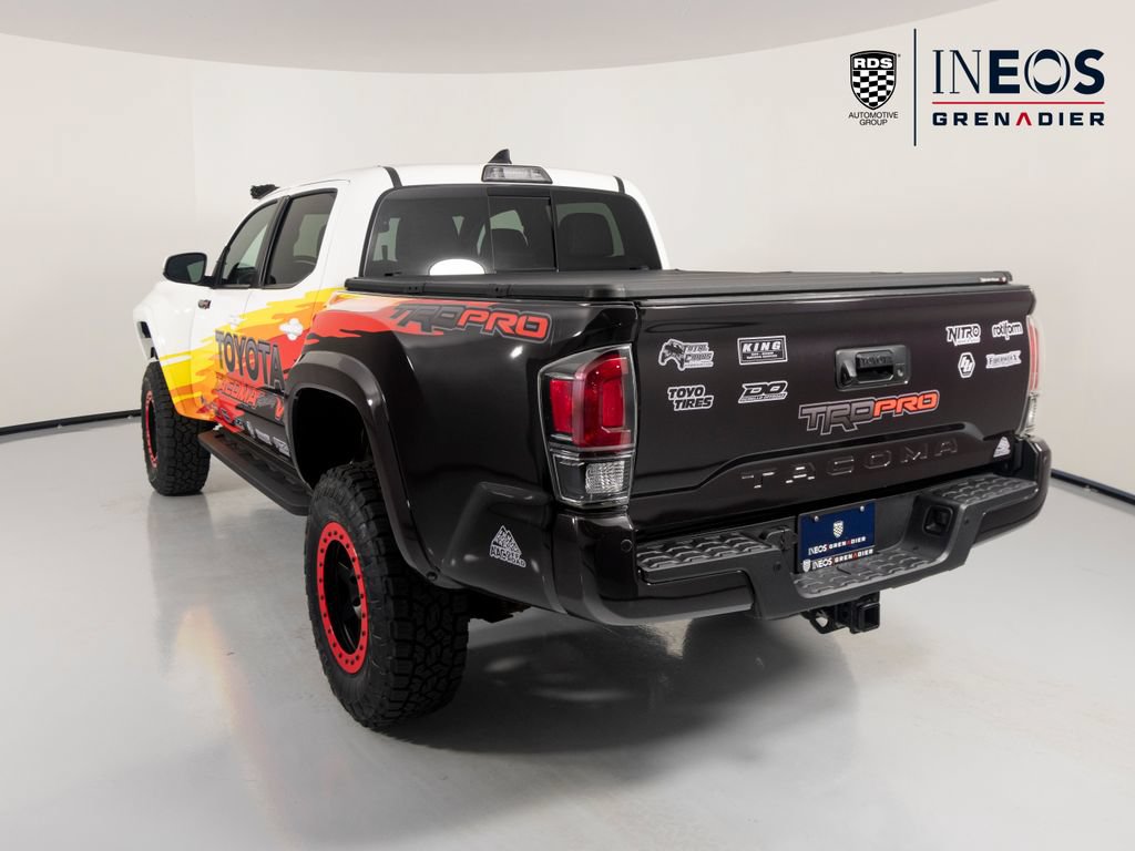 Used 2018 Toyota Tacoma TRD Pro AWD/4WD image 3