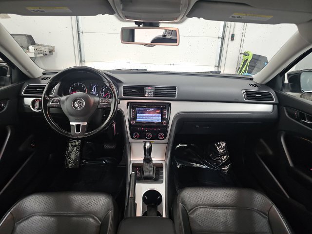 Used 2013 Volkswagen Passat 2.5 SE FWD image 27