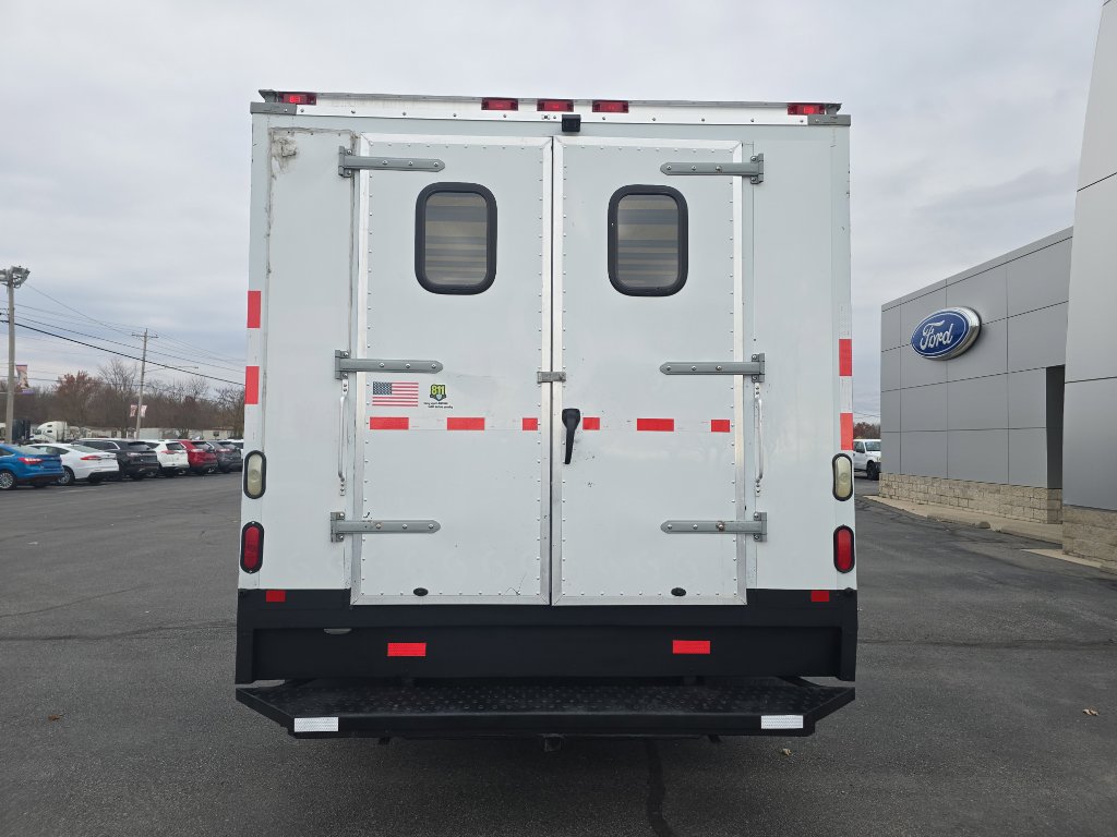Used 2012 Chevrolet Express 3500 image 7