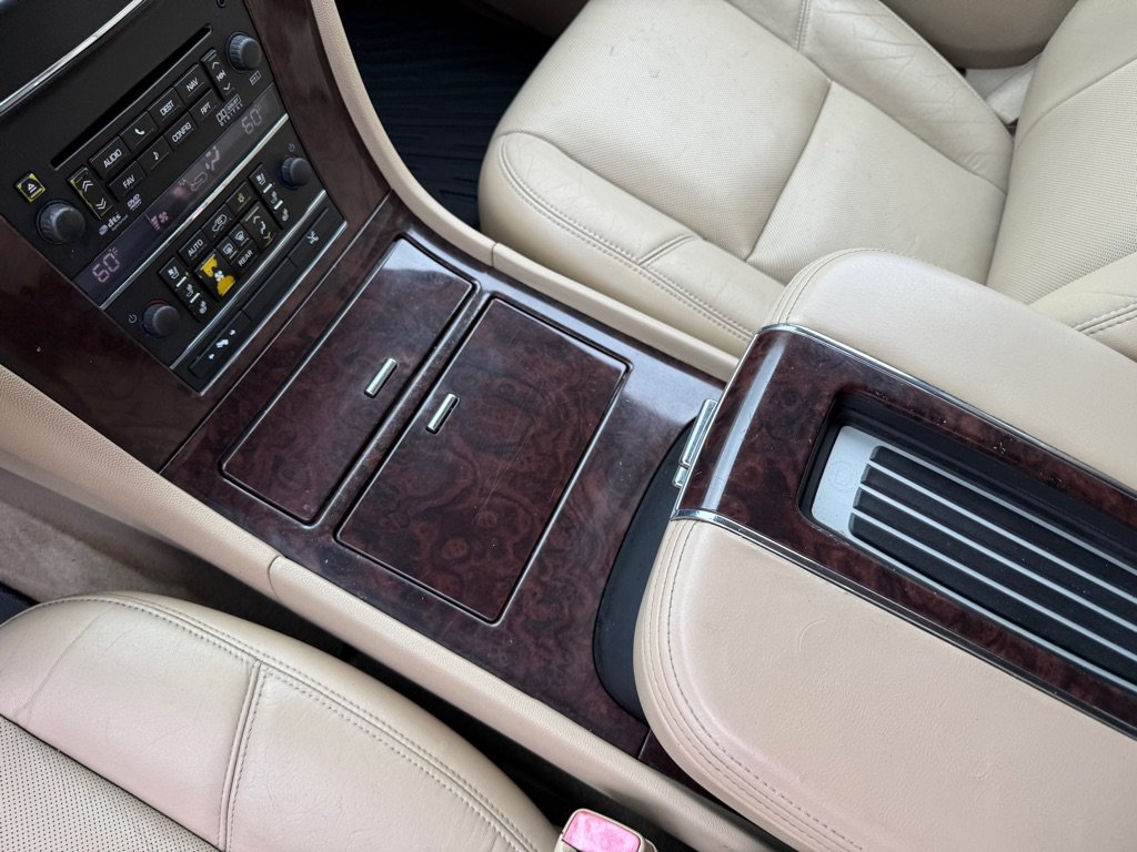 Used 2013 Cadillac Escalade Premium AWD/4WD image 49