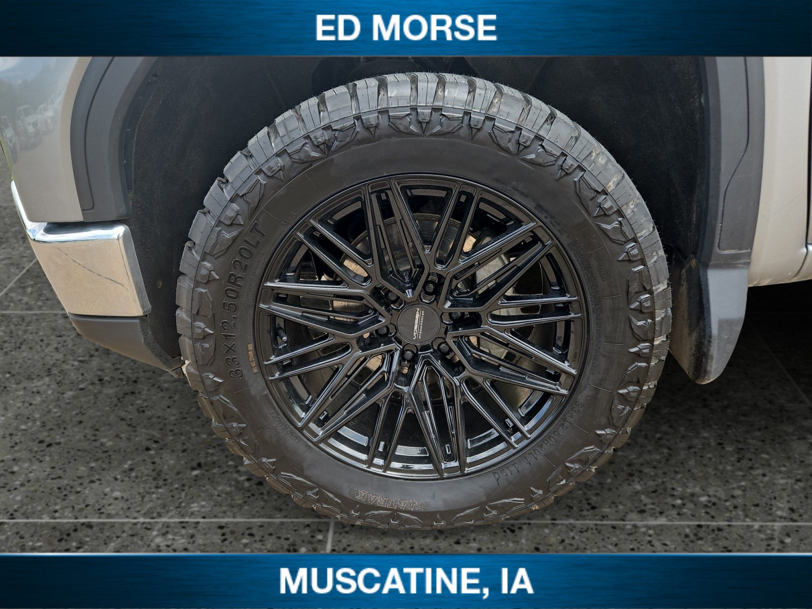 Used 2023 GMC Sierra 1500 SLE w/ Enhanced Capability Package AWD/4WD image 9