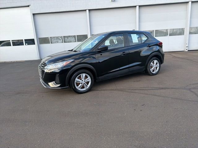 Used 2021 Nissan Kicks S image 16