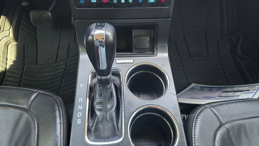 Used 2019 Ford Flex Limited AWD/4WD image 17