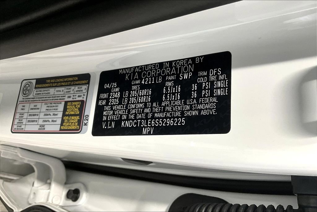 New 2025 Kia Niro SX image 18