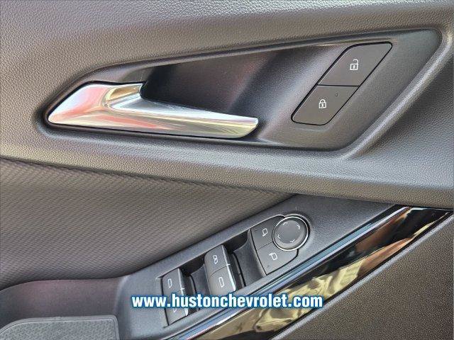 New 2027 Chevrolet Equinox RS w/ Safety and Technology Package FWD image 22