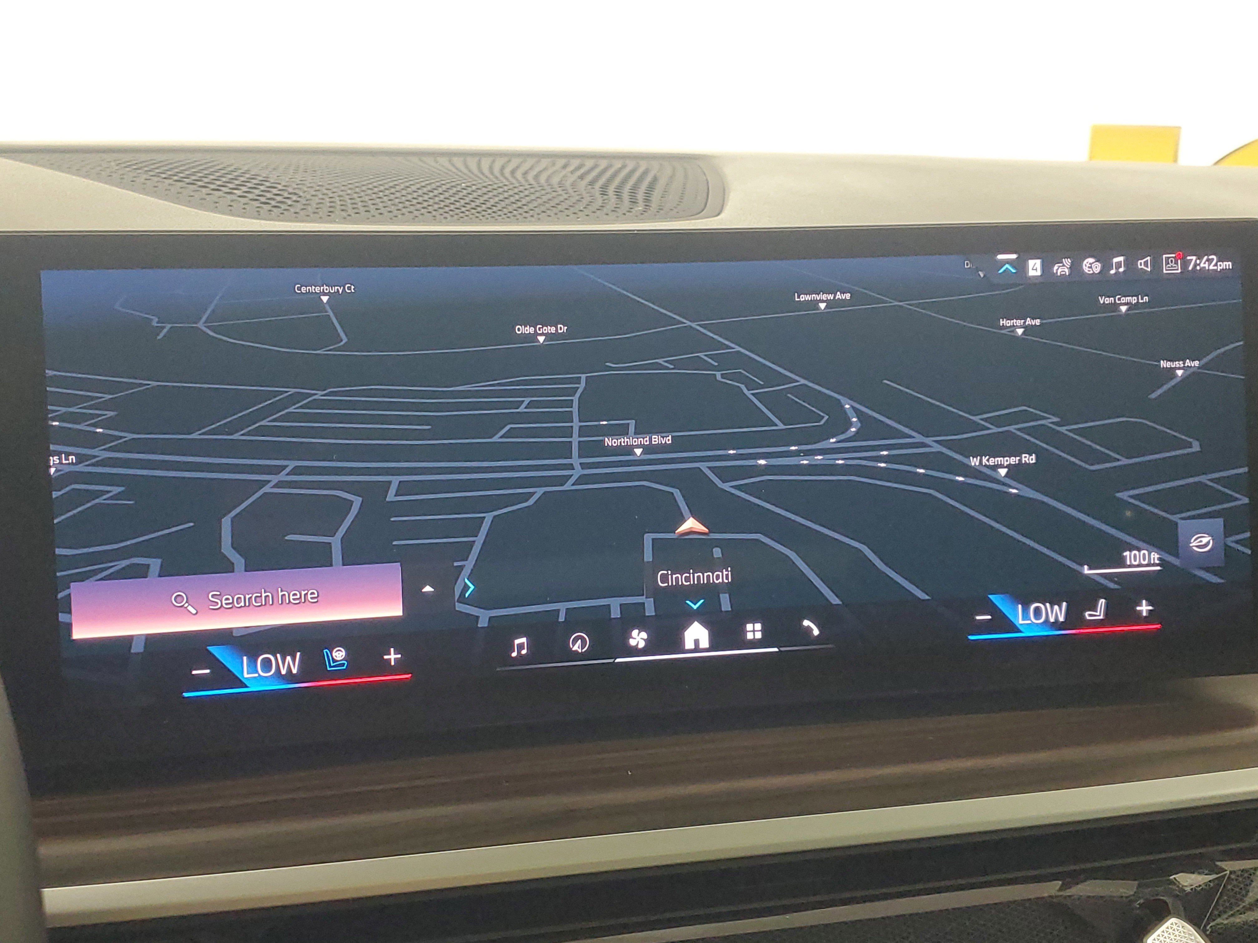 Used 2026 BMW X7 xDrive40i image 19