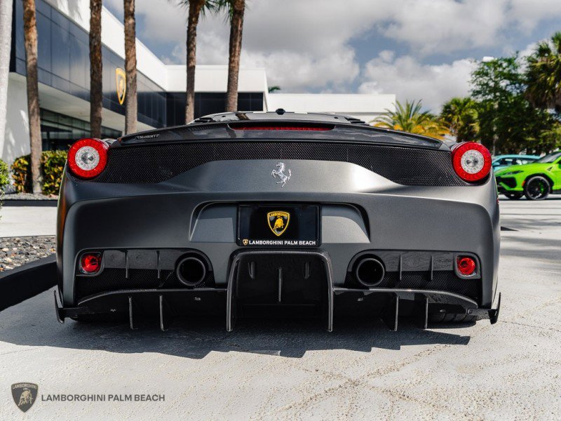 Used 2015 Ferrari 458 Speciale Coupe image 5