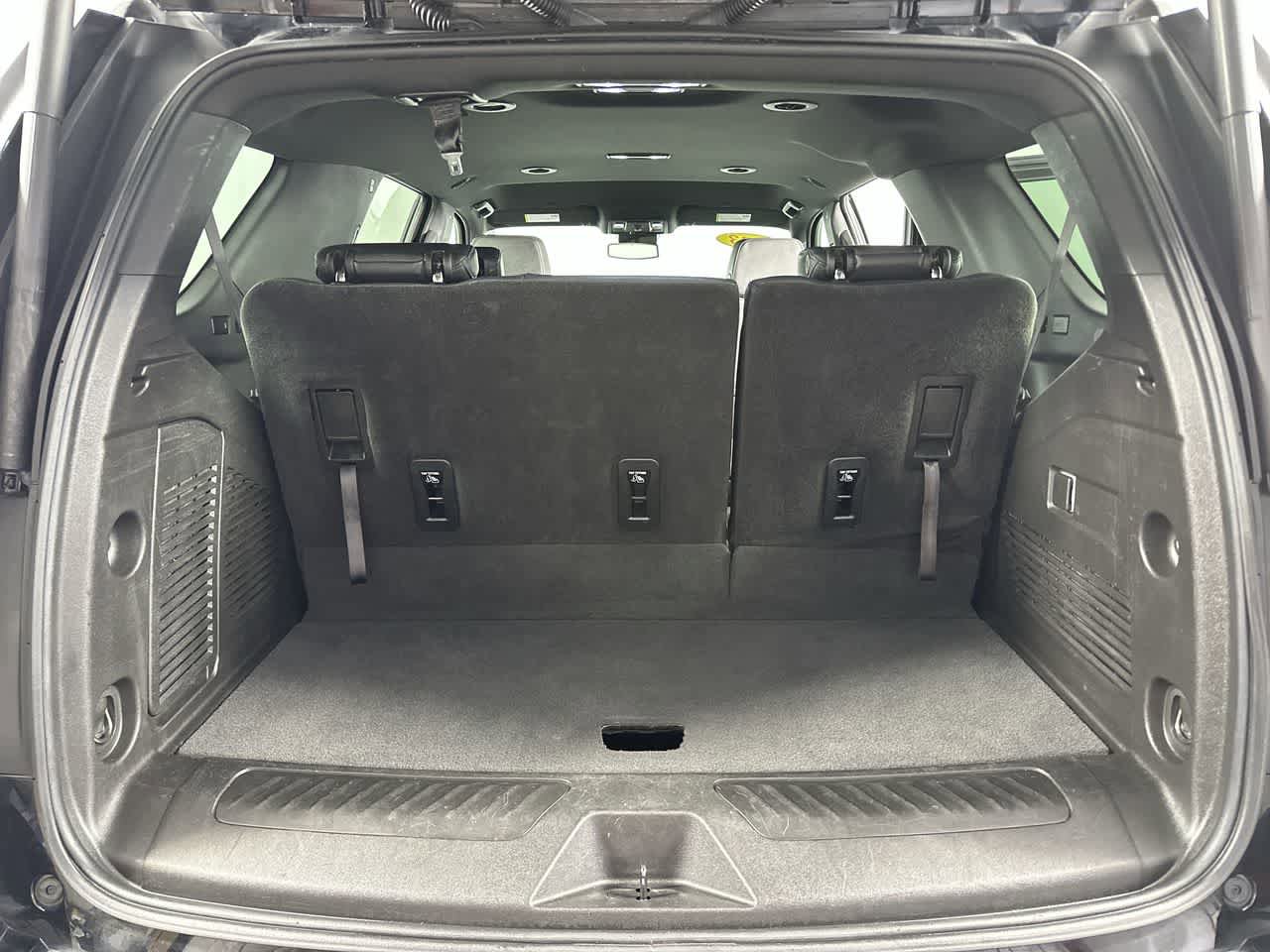Used 2023 Chevrolet Tahoe LT AWD/4WD image 10