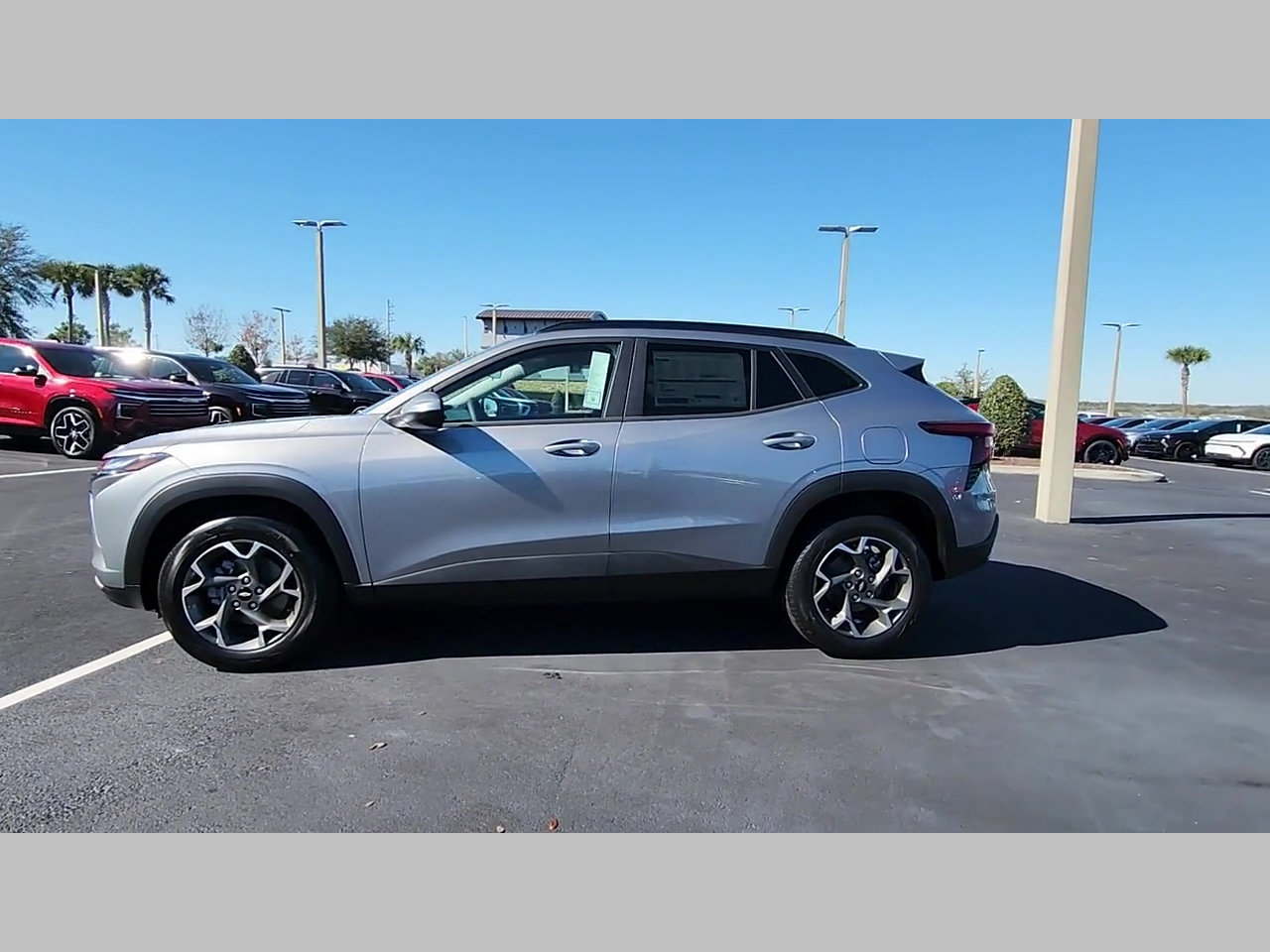 New 2026 Chevrolet Trax LT w/ Driver Confidence Package FWD image 19