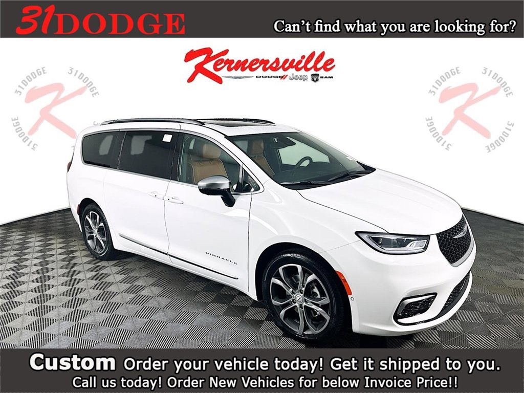 New 2026 Chrysler Pacifica Pinnacle image 1