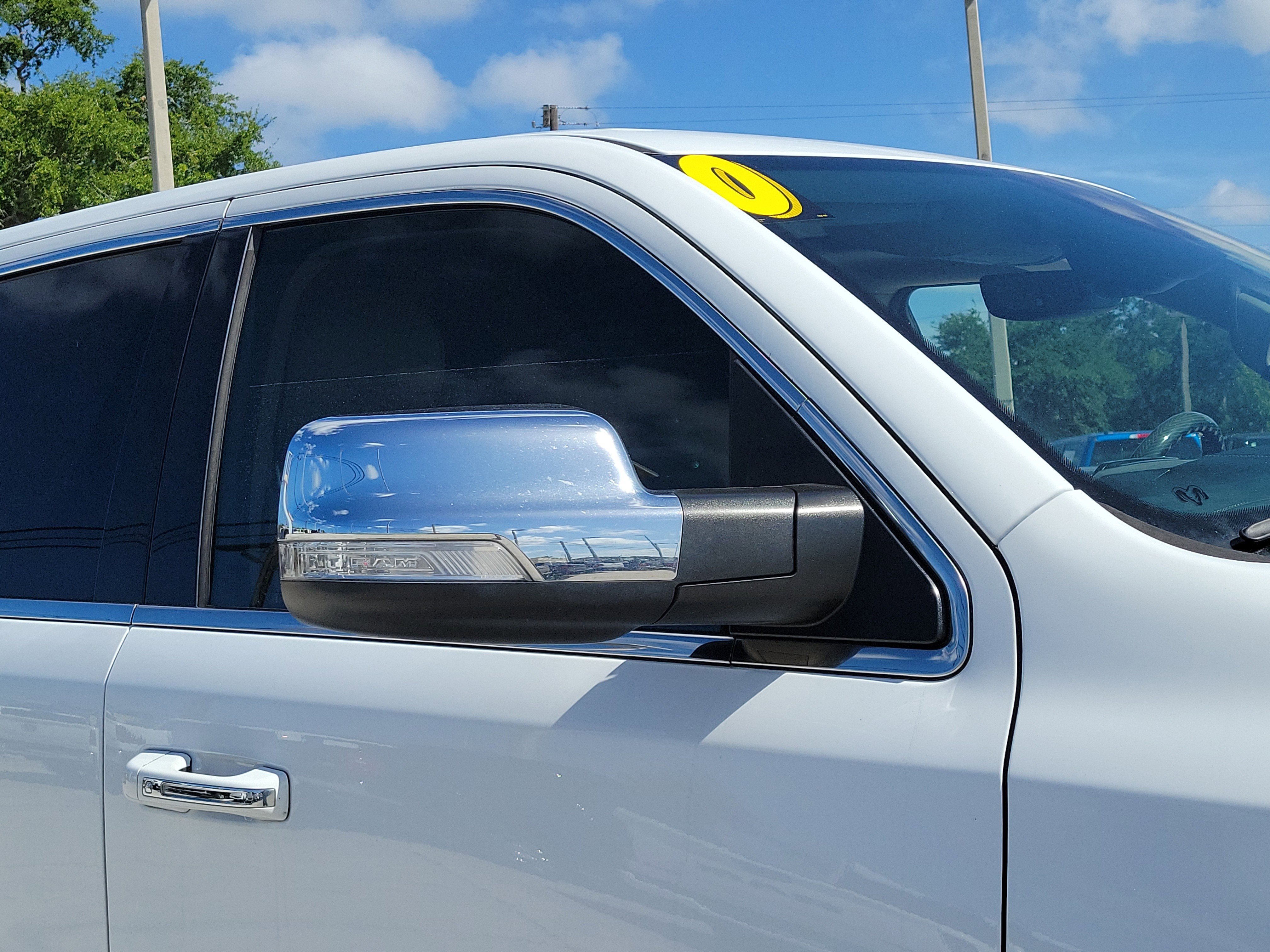 Used 2020 RAM 1500 Limited image 9