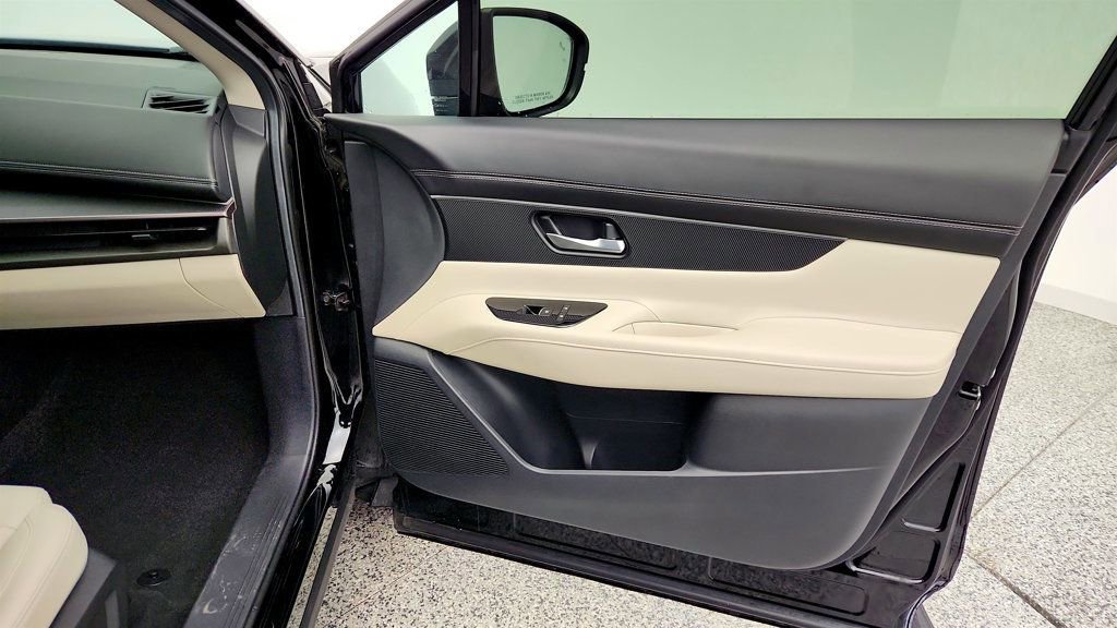 Used 2025 Nissan Murano SV image 25