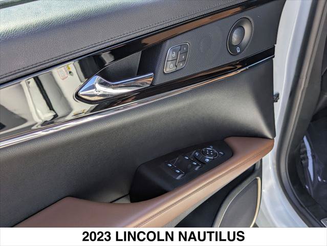 Certified 2023 Lincoln Nautilus Reserve FWD image 10